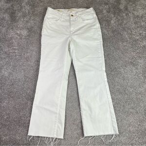 Universal Thread Jeans Women's 6 White Ankle Bootcut High Rise Raw Hem Frayed